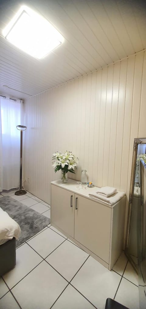 Lia Room Vacation rental in Canton of Bern (Region)