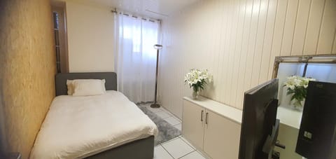 Lia Room Vacation rental in Canton of Bern (Region)