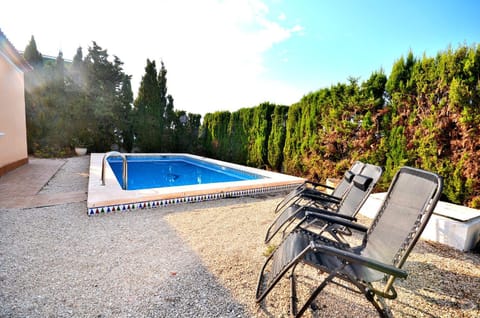 Spring, Day, Garden, Garden view, Pool view, Swimming pool, Swimming pool, sunbed