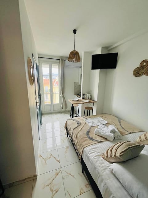 Sweethome Massena Apartment in Nice