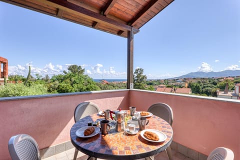 Balcony/Terrace, Dining area