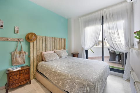 Living room, Bedroom