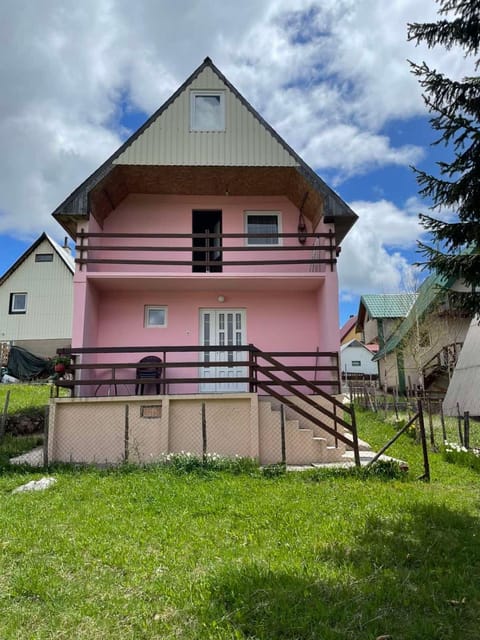 Bozovic RR House in Montenegro