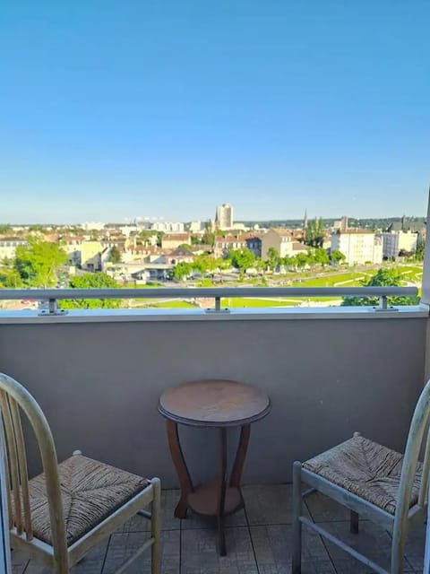 Balcony/Terrace, Balcony/Terrace, City view