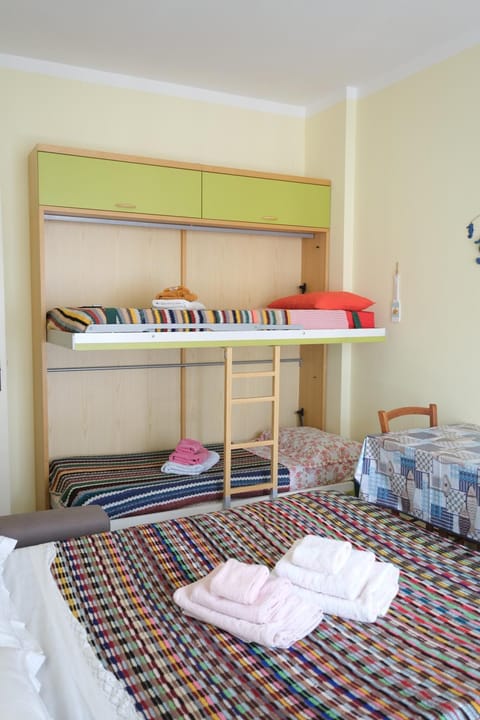 Bed, Photo of the whole room, Bedroom, bunk bed, towels, wardrobe