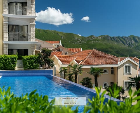 Property building, Mountain view, Swimming pool