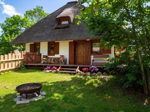 Property building, Spring, Day, Garden, Garden view