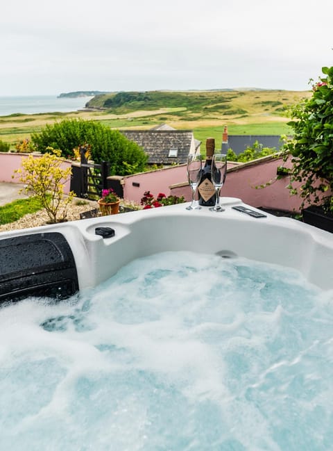 Day, Hot Tub, Sea view