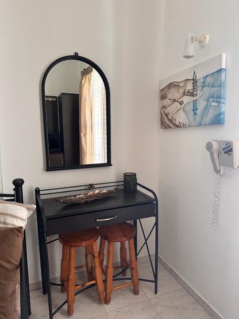 Cycladic Relaxation Corner Apartment in Thera