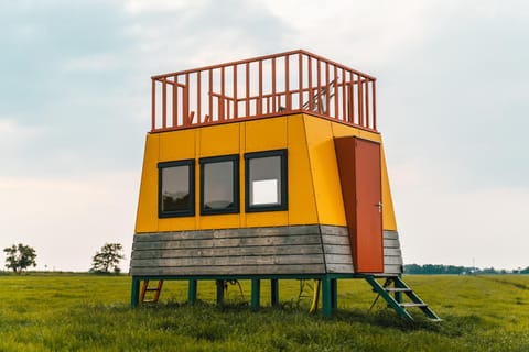 Hihahut De Zonnepost Campground/ 
RV Resort in South Holland (province)