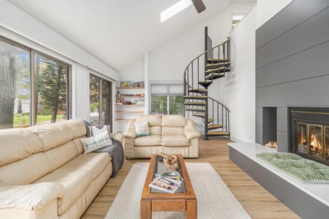 Koertside Cottage House in Wisconsin