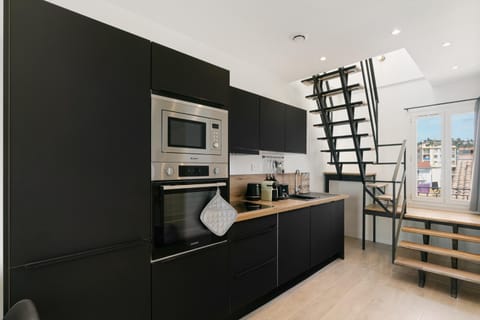 Azurenting - vue sur le port - roof top 3 Apartment in Antibes