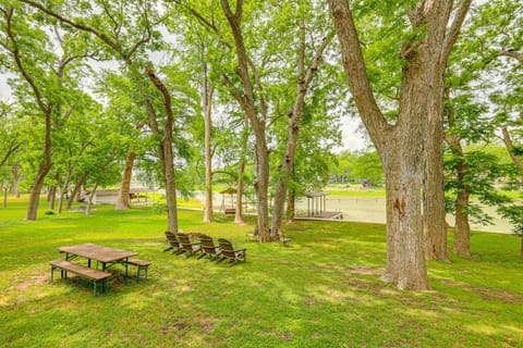 Waterfront Seguin Lake House Near Downtown House in Seguin