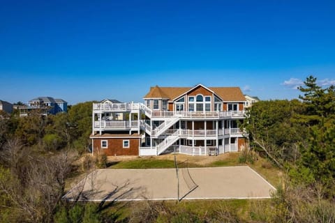 Sleeps 19 Ocean Views & 4-Min Walk to the Beach House in Corolla
