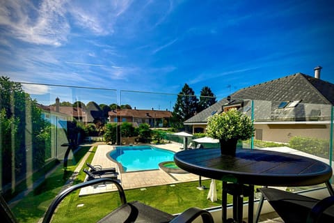 Garden view, Pool view
