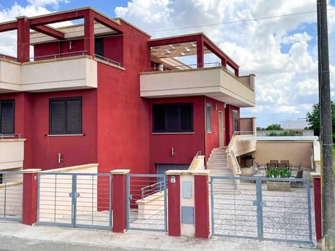 Property building, View (from property/room), Balcony/Terrace