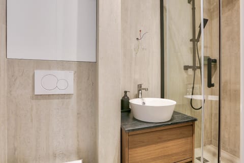 Appartement 2 Pièces I 8 min à pied de la Défense Apartment in Courbevoie