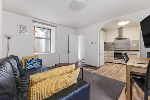 BTS 2 Bed Apart Inverness Centre Apartment in Inverness