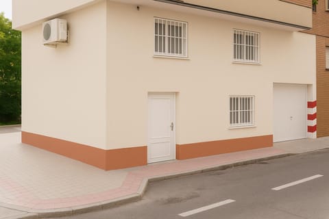 Property building, Street view
