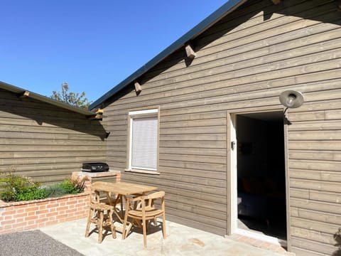 Charmant gîte rustique en Sologne avec parking privé et animaux admis - FR-1-491-466 House in Centre-Val de Loire