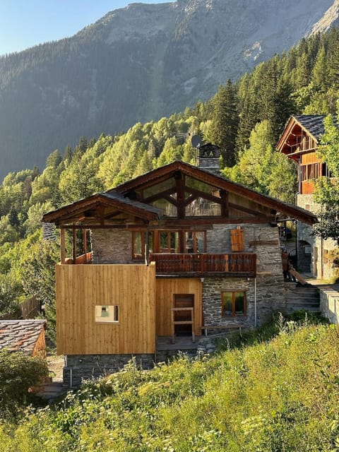 Property building, Spring, Day, Natural landscape
