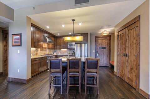 Northstar Lodge 306 by East West Hospitality Apartment in Northstar Drive