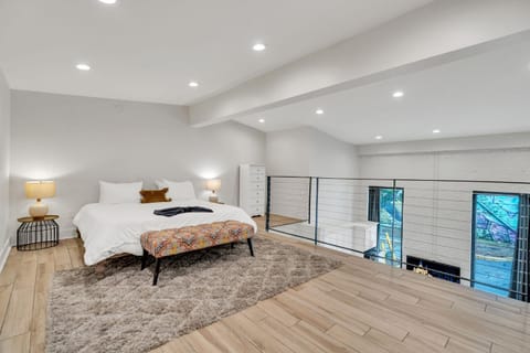 Chic Getaway Across From French Quarter Hotel in Faubourg Marigny