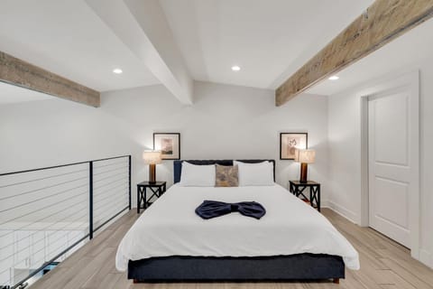 Marigny Hideaway Across From French Quarter Hotel in Faubourg Marigny