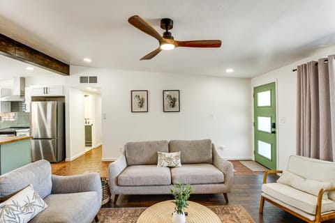 2 Mi to Trail Dust Town Home with Large Yard! House in Tucson