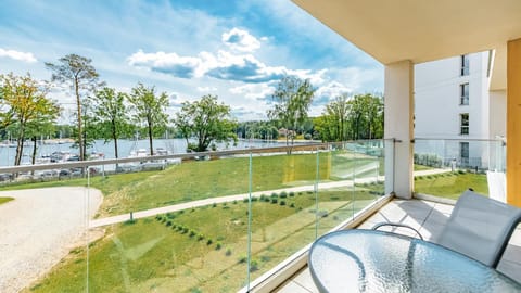 Day, Natural landscape, View (from property/room), Balcony/Terrace, Lake view