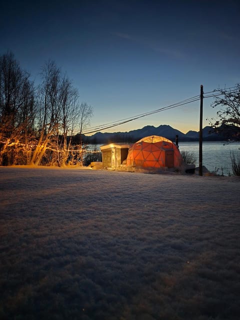 Lyngenfjord View Luxury tent in Troms Og Finnmark