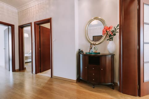 Other, Decorative detail