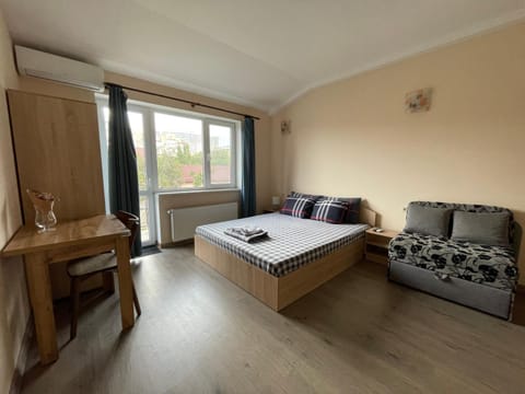 Bed, Photo of the whole room