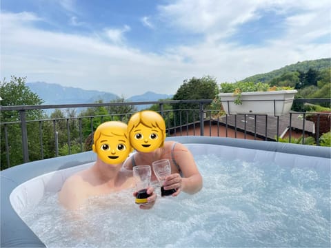 Day, Natural landscape, Hot Tub, Lake view, Mountain view, Pool view, Swimming pool, children