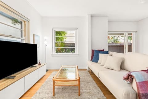 TV and multimedia, Living room, Other, Seating area