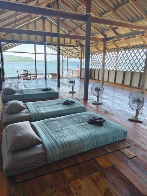 Koh Jum Family Homestay House in Krabi Changwat