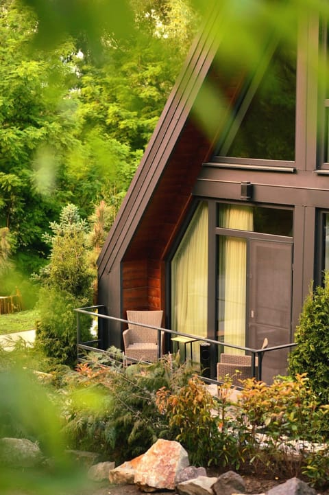 Property building, Natural landscape, Garden view