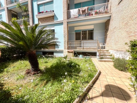Phoenix Apartment Via Giolitti 3 camere Rif A809 Apartment in San Benedetto del Tronto
