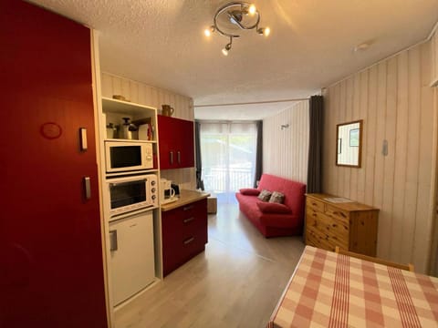 Bed, kitchen