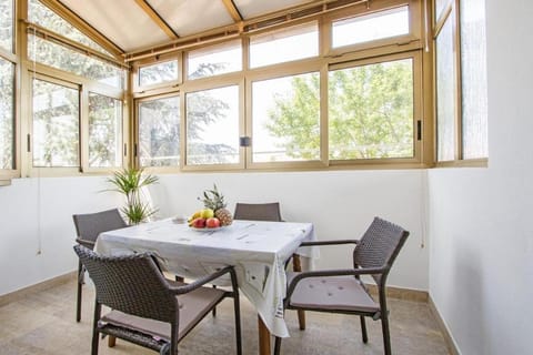 Balcony/Terrace, Dining area