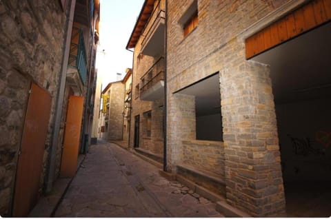 Property building, Street view