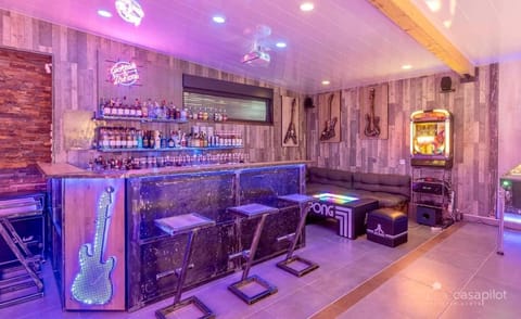 Cottage with large pool Au Jardin Du Levant House in Rhineland-Palatinate