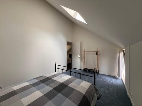 One Magnific 3 floors Authentic Dutch House with Terrace and One 2 bedrooms Deluxe modern apartment Apartment in Maastricht