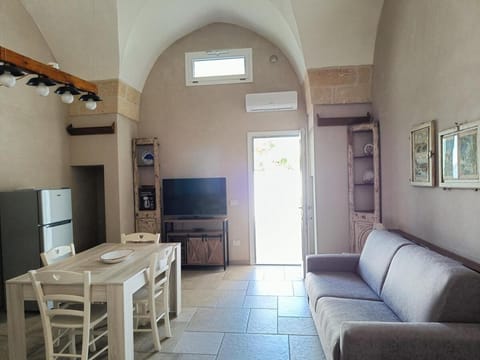 Kitchen or kitchenette, Living room, Dining area, Evening entertainment