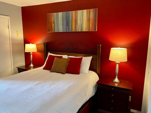 Desert Getaway Apartment in Desert Hot Springs