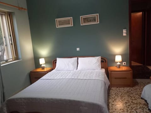 Epicurus Beach House - Dialiskari House in Messenia