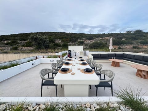 Natural landscape, View (from property/room), Dining area, Mountain view