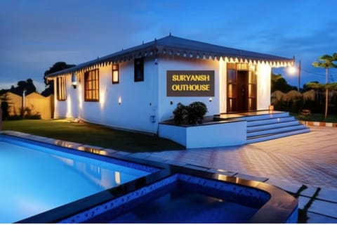 Property building, Swimming pool