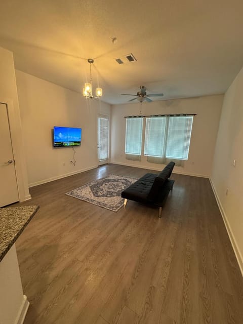 Leander Gem Near Austin Apartment in Leander