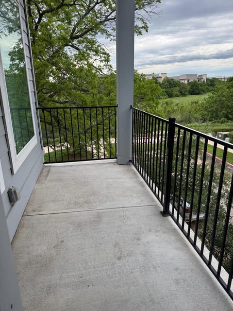 Leander Gem Near Austin Apartment in Leander